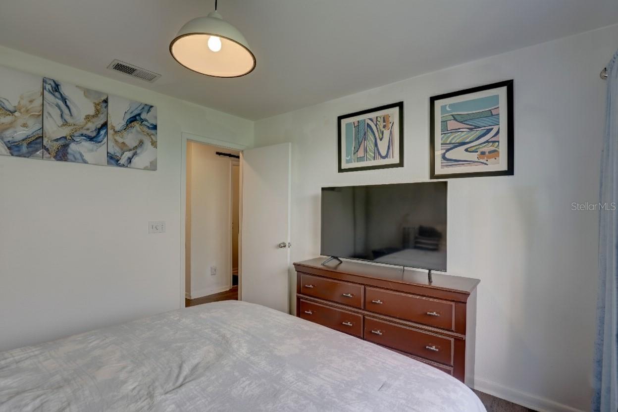 Image 18 of 45 For 4408 Bay To Bay Boulevard