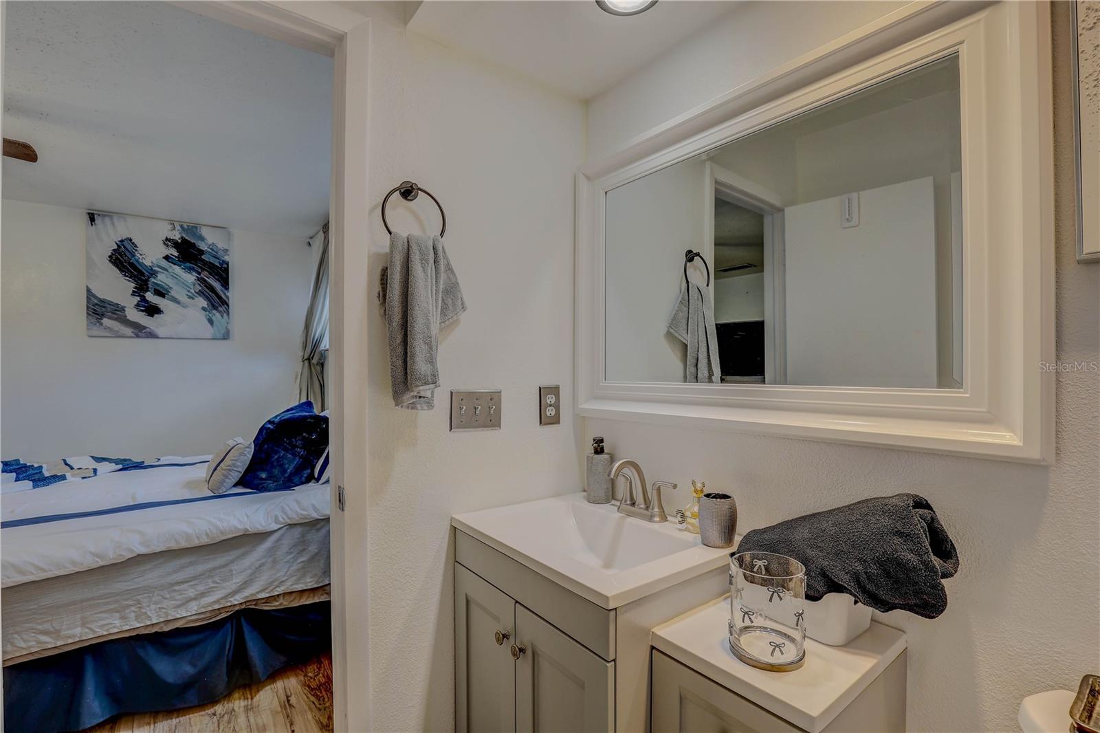 Image 22 of 45 For 4408 Bay To Bay Boulevard