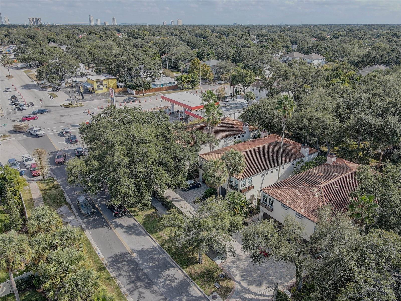 Image 39 of 45 For 4408 Bay To Bay Boulevard