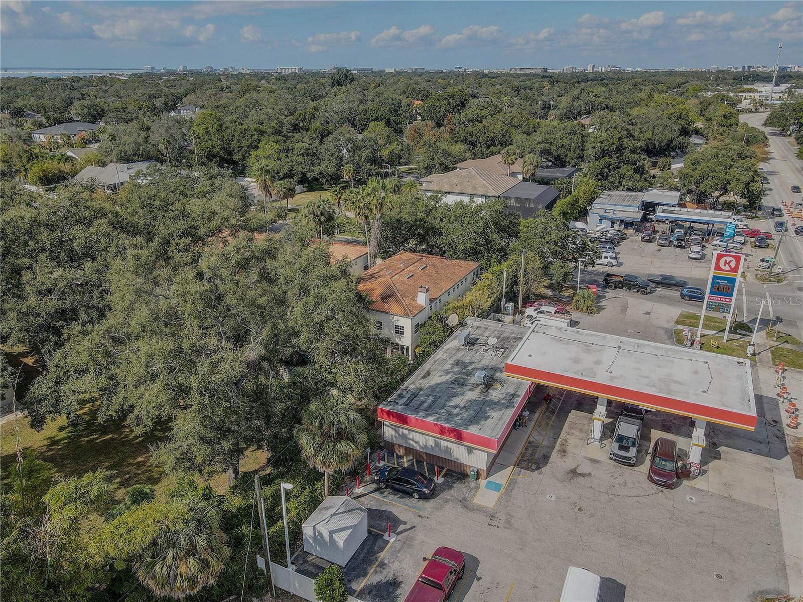 Image 43 of 45 For 4408 Bay To Bay Boulevard