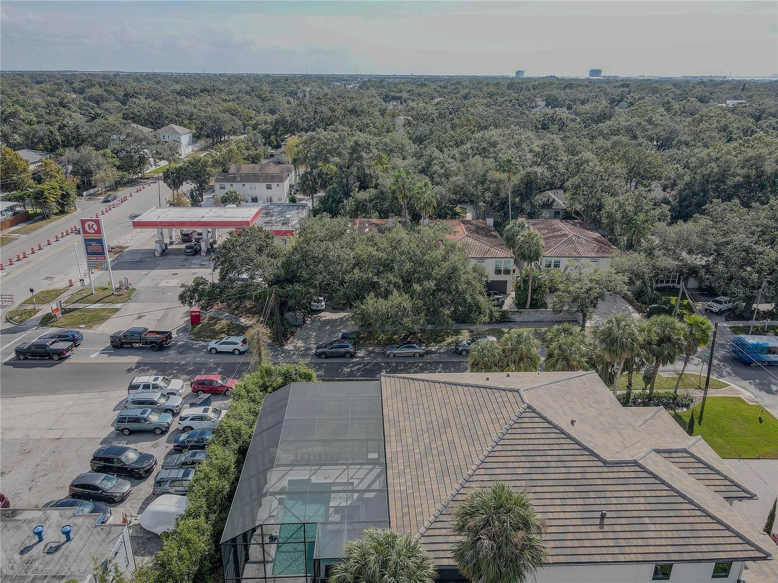 Image 44 of 45 For 4408 Bay To Bay Boulevard