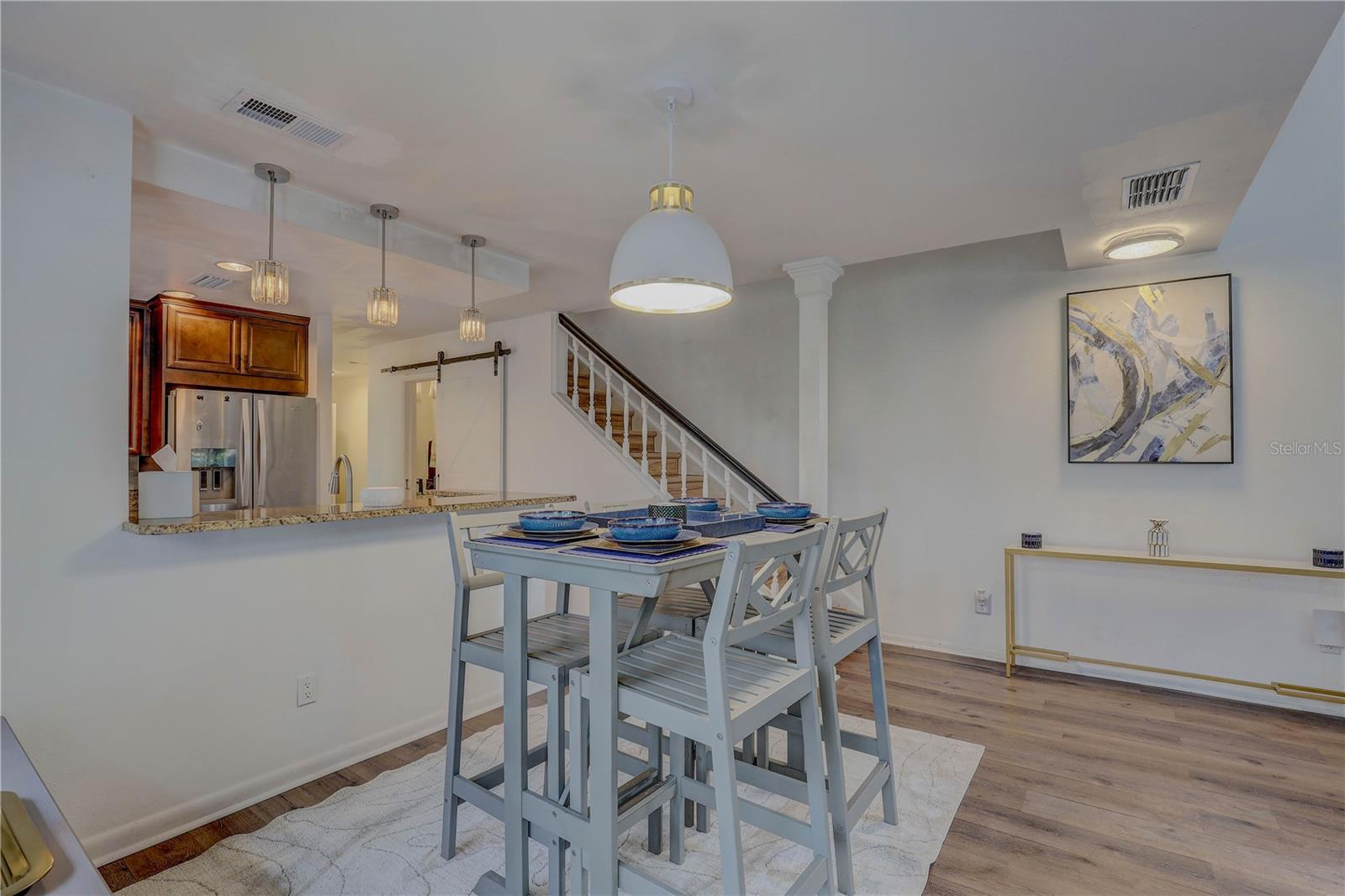 Image 5 of 45 For 4408 Bay To Bay Boulevard