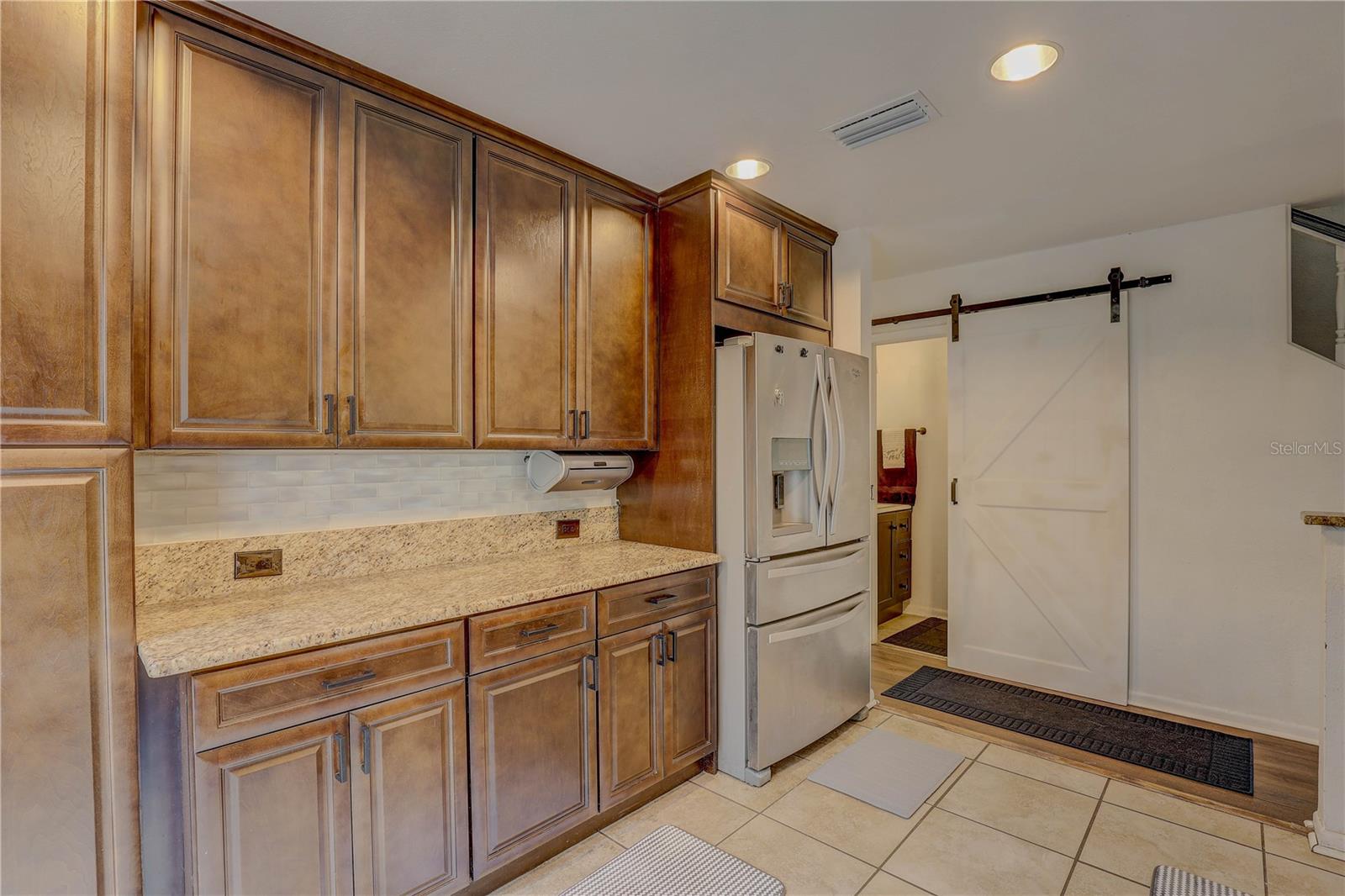 Image 9 of 45 For 4408 Bay To Bay Boulevard