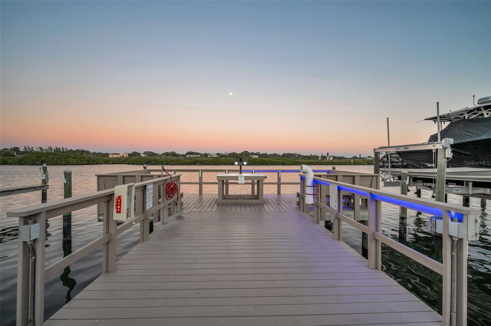 Image 36 of 48 For 19417 Gulf Boulevard F207