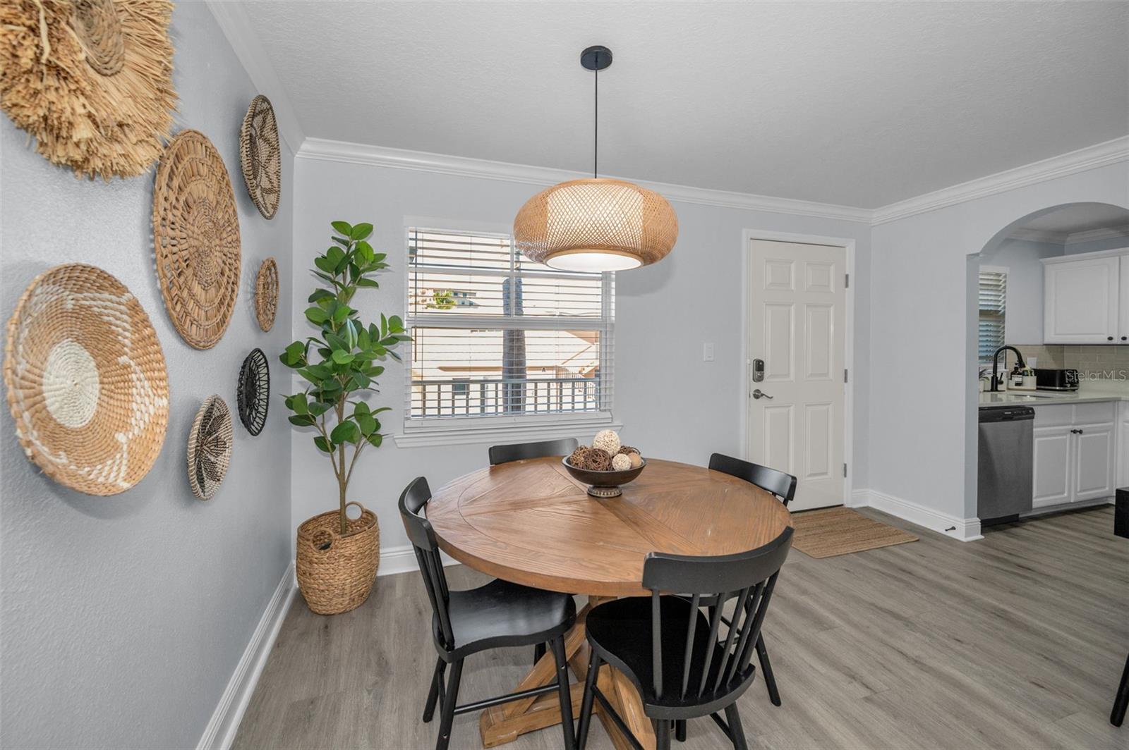 Image 8 of 48 For 19417 Gulf Boulevard F207