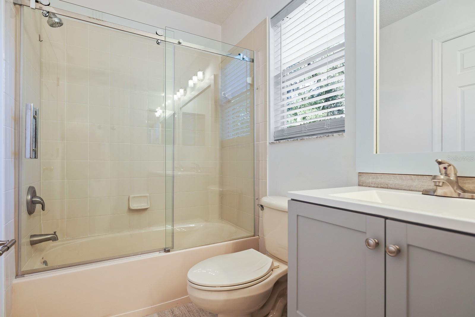 Image 23 of 41 For 3202 Stonebridge Trail