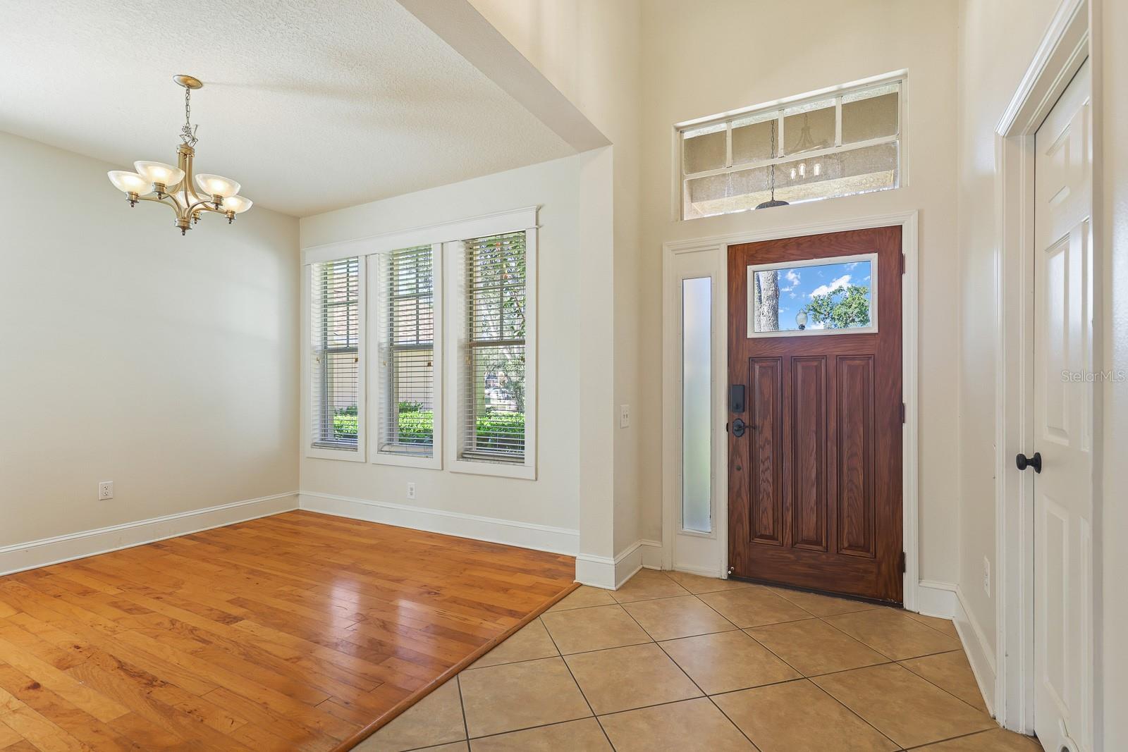 Image 4 of 41 For 3202 Stonebridge Trail