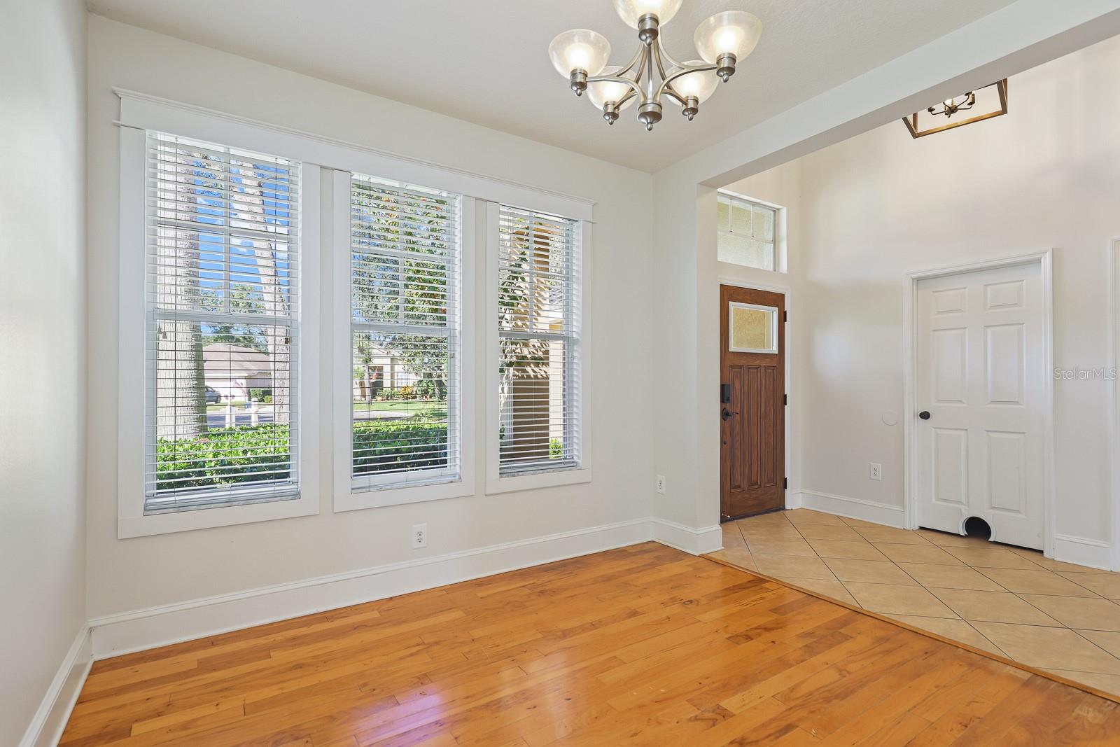 Image 5 of 41 For 3202 Stonebridge Trail