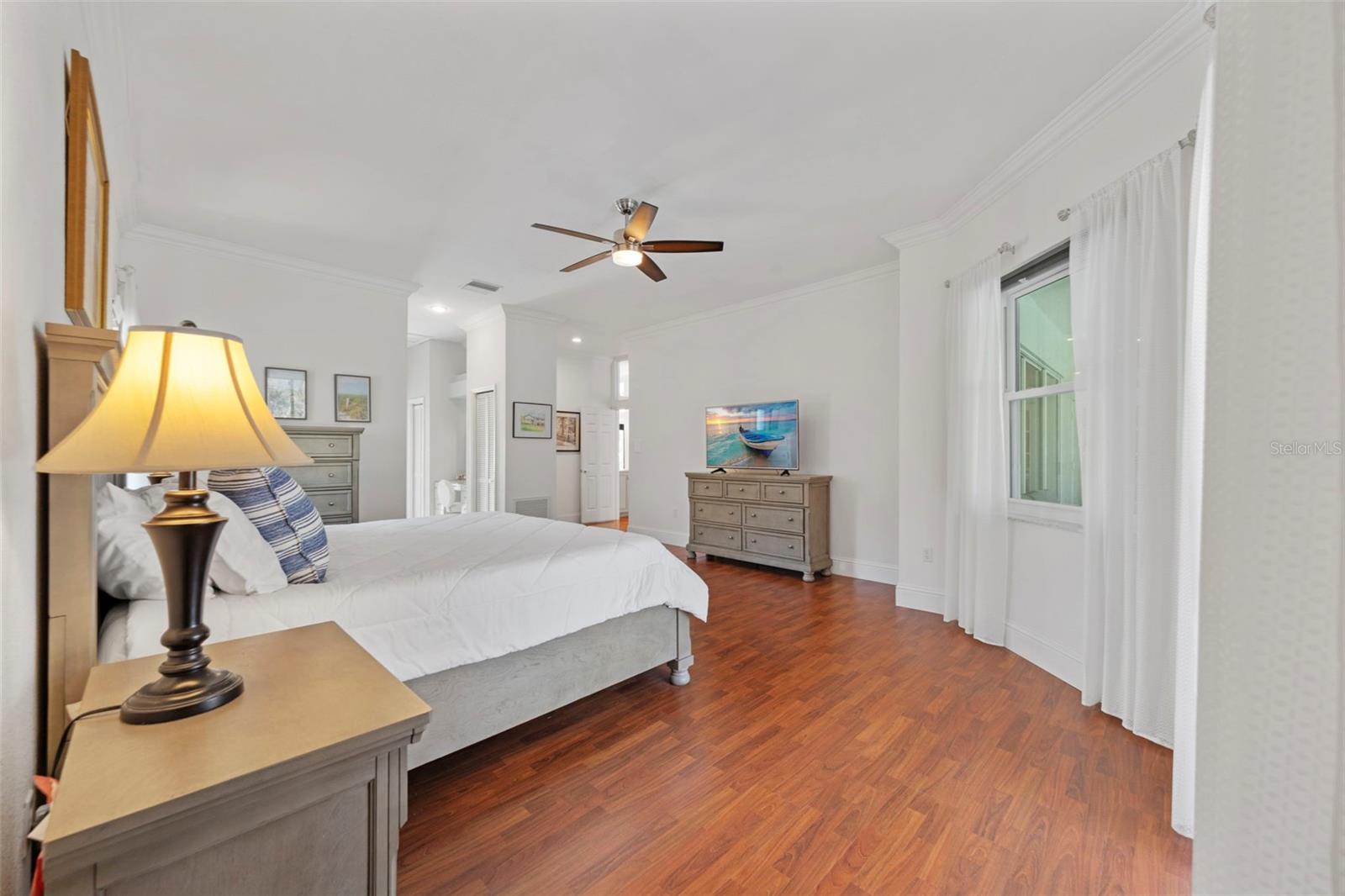 Image 17 of 55 For 1222 Berkshire Lane