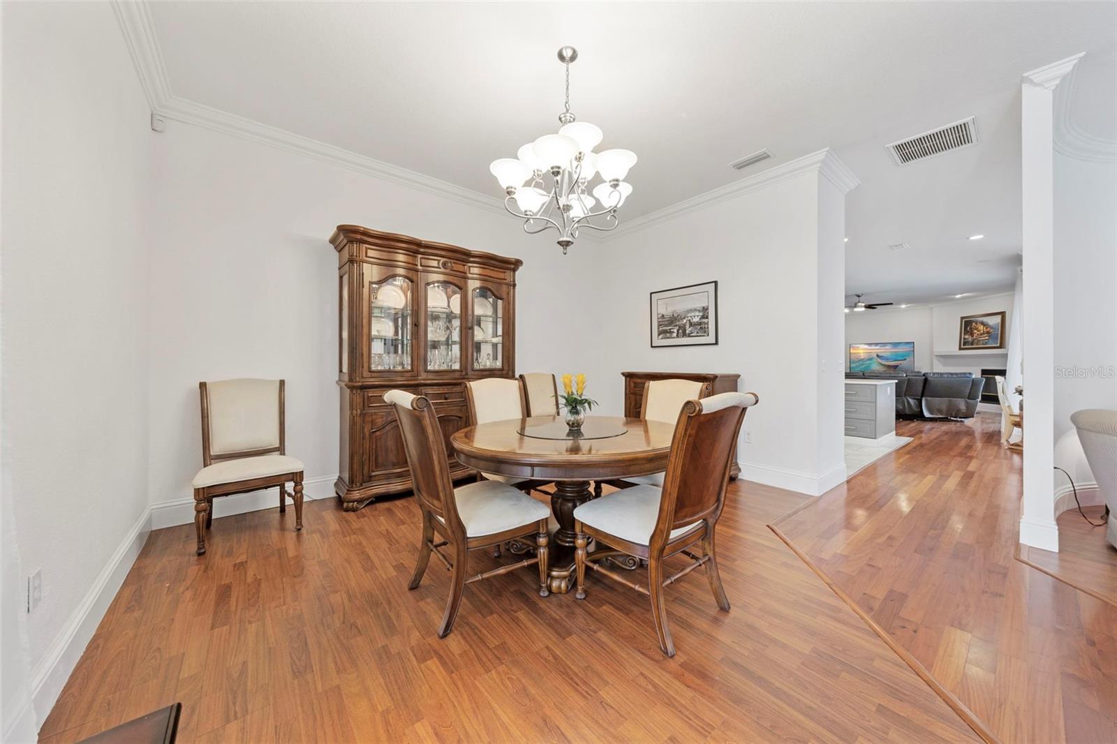 Image 5 of 55 For 1222 Berkshire Lane