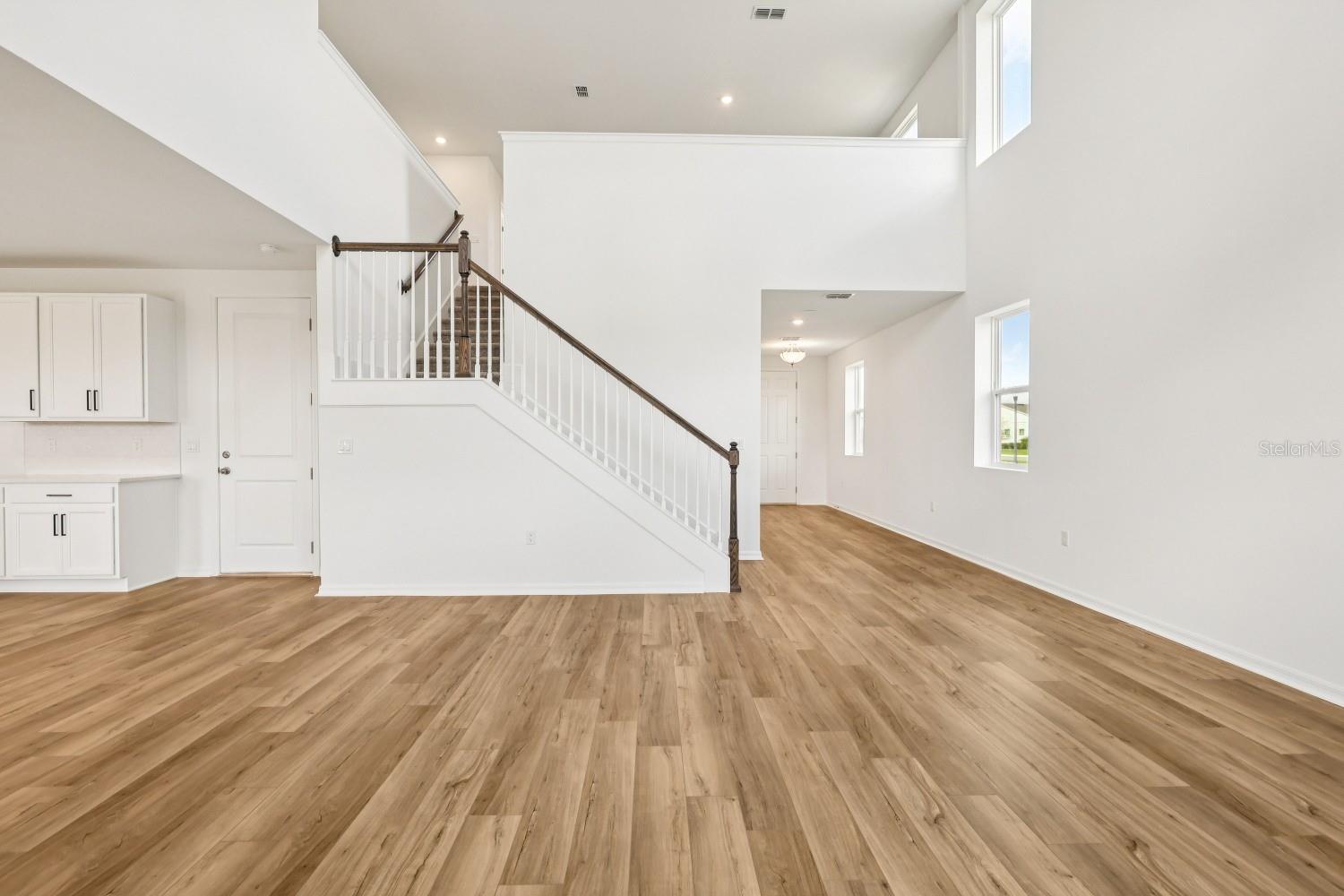 Image 10 of 39 For 30137 Misty Pines Road