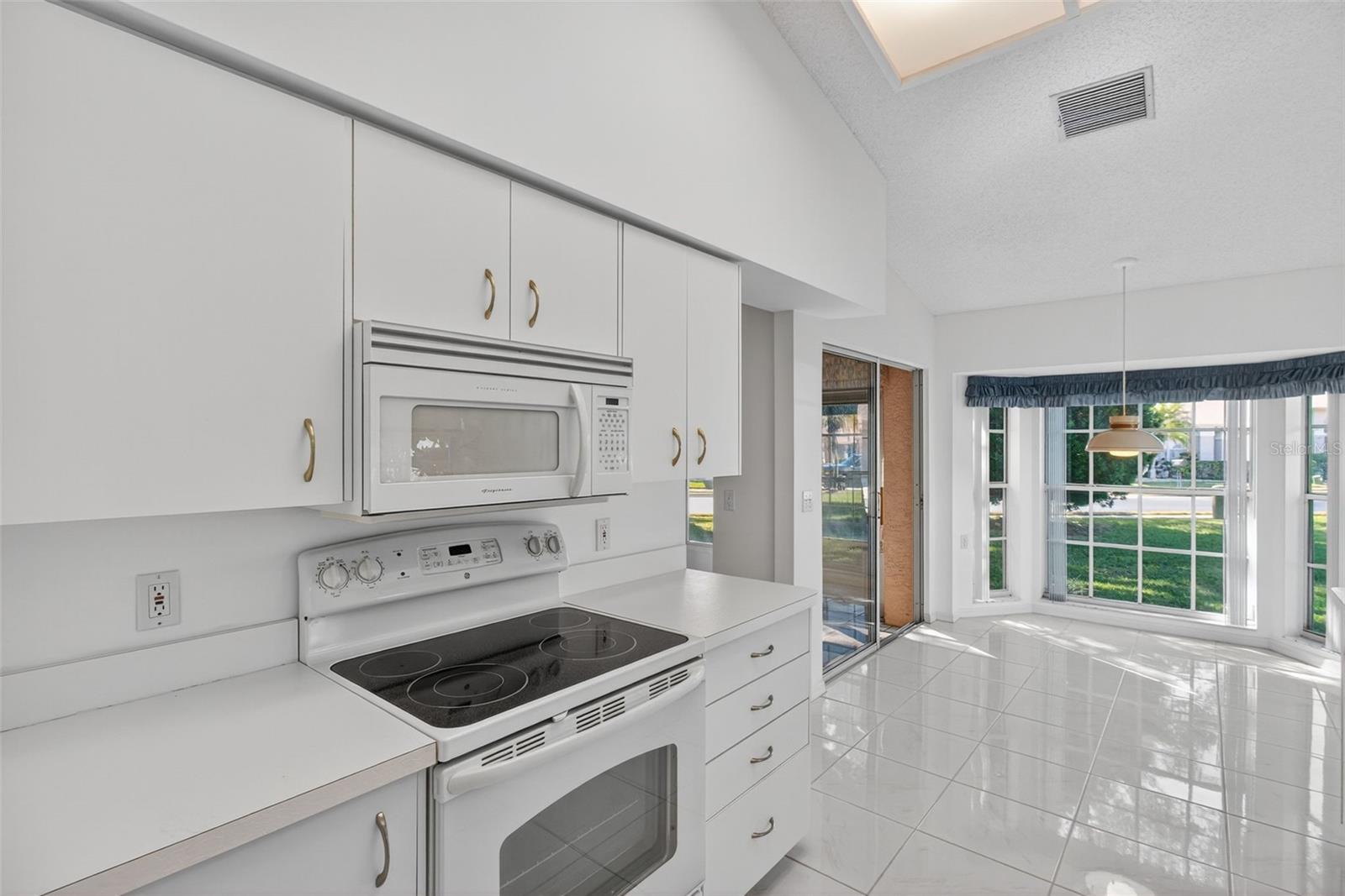 Image 25 of 63 For 3540 Cayman Court