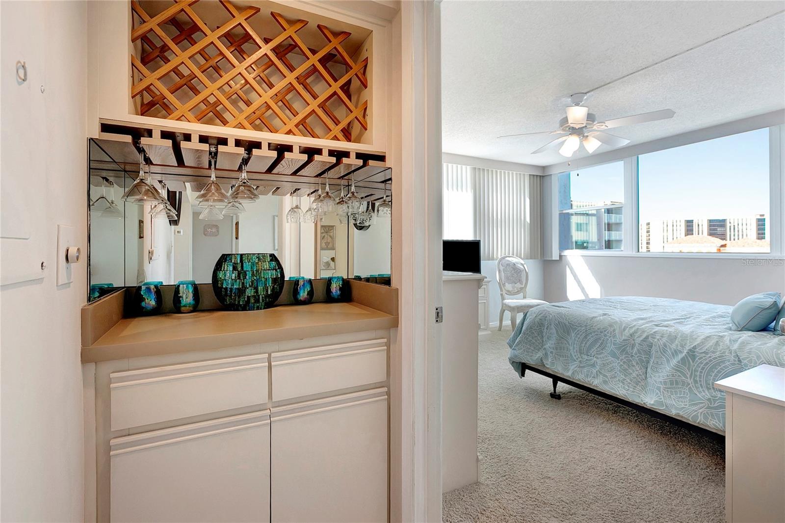 Image 13 of 22 For 500 Treasure Island Causeway 501