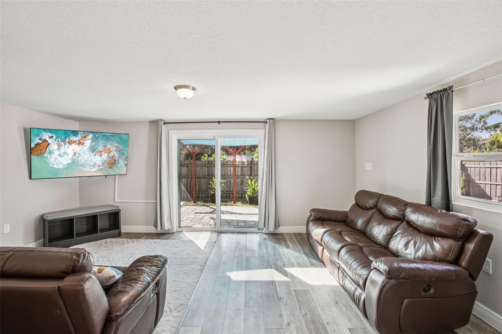 Image 3 of 27 For 2767 Dovewood Street