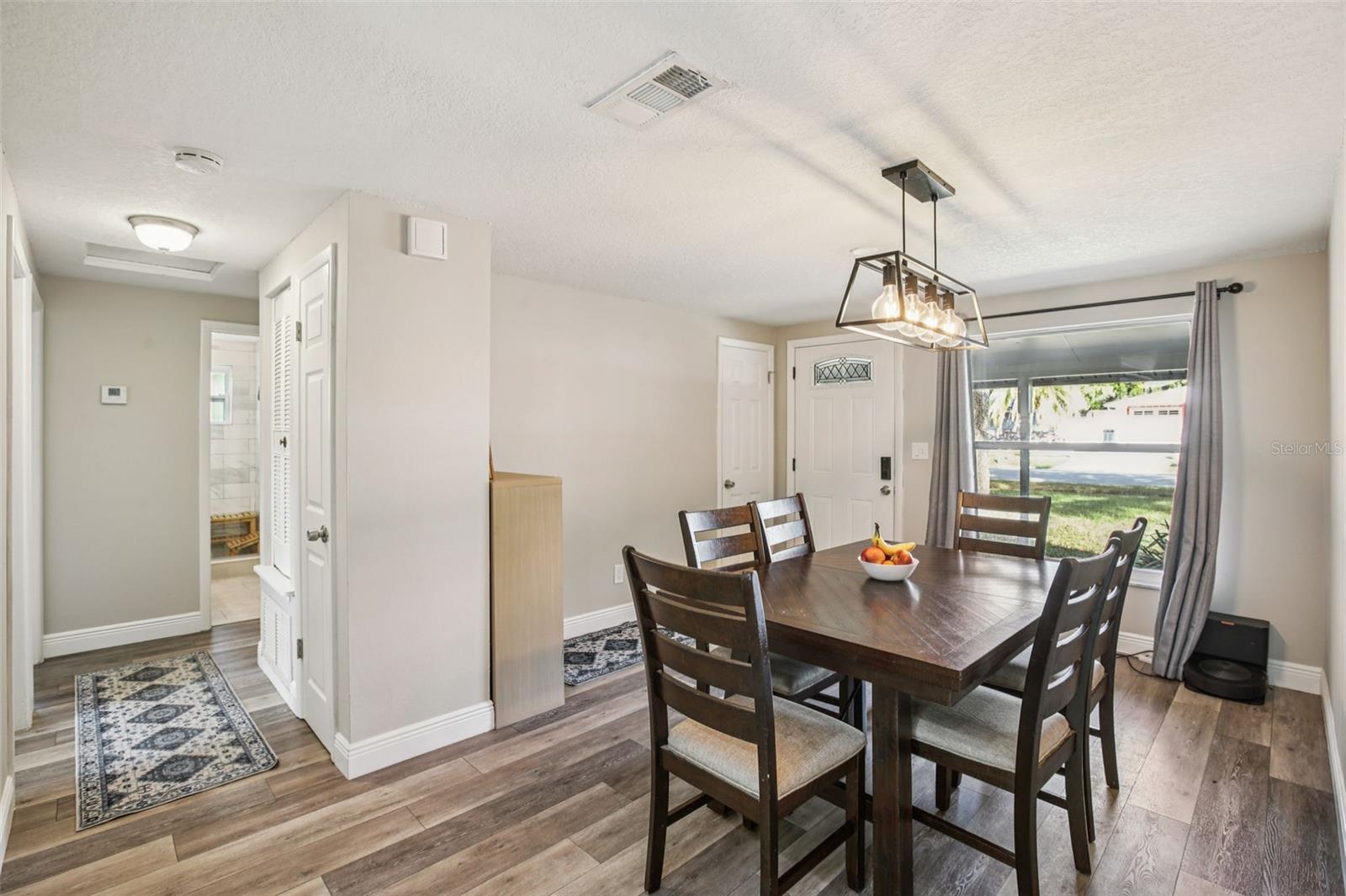 Image 7 of 27 For 2767 Dovewood Street