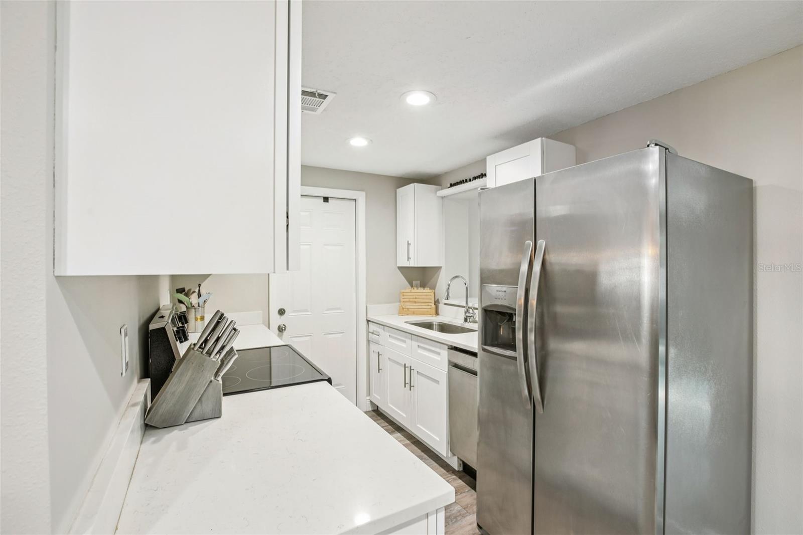 Image 9 of 27 For 2767 Dovewood Street