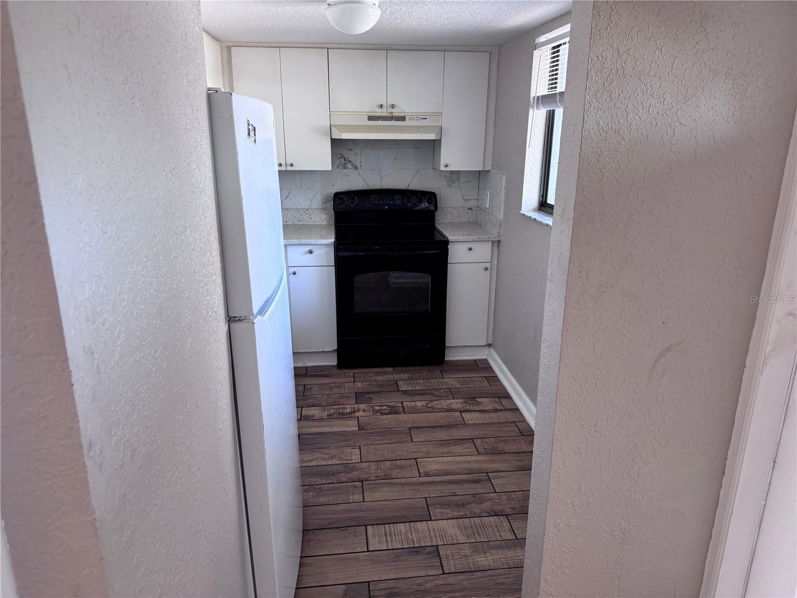 Image 2 of 11 For 5310 26th Street W 505