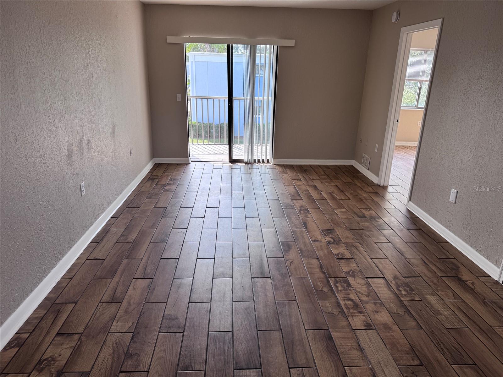 Image 6 of 11 For 5310 26th Street W 505