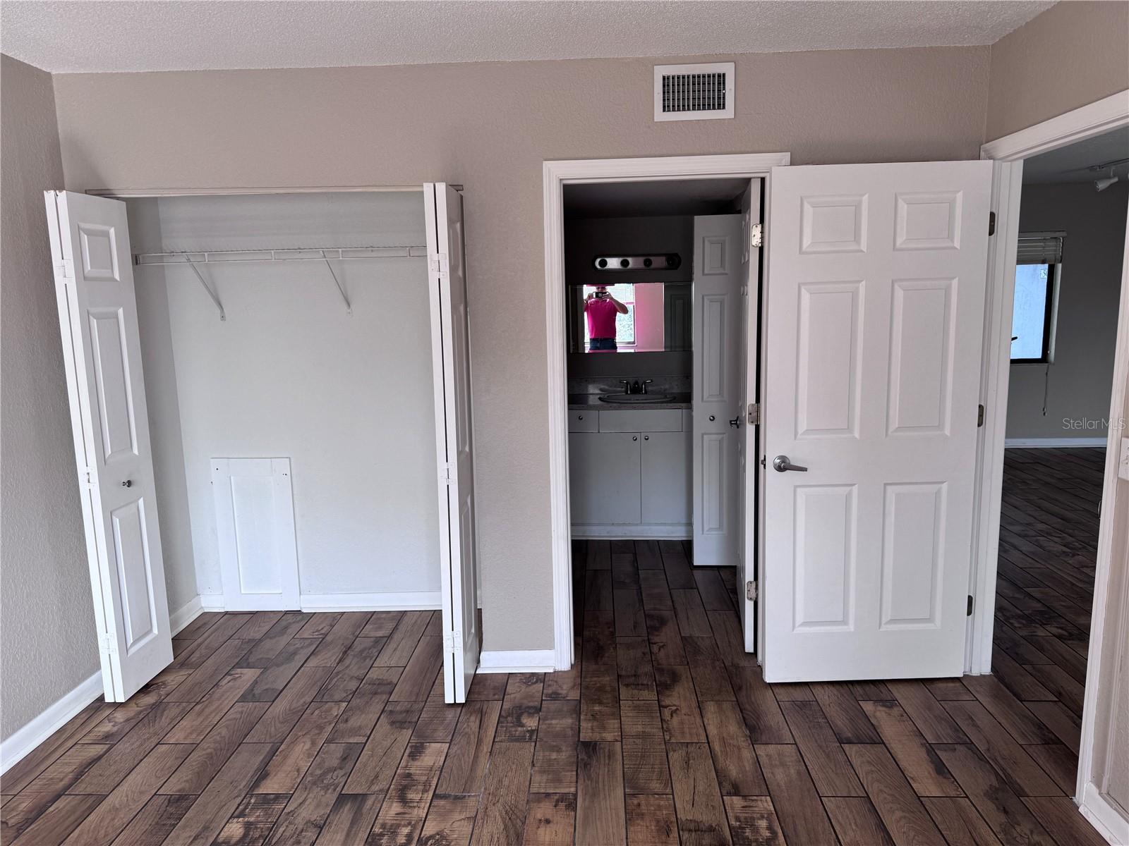 Image 8 of 11 For 5310 26th Street W 505