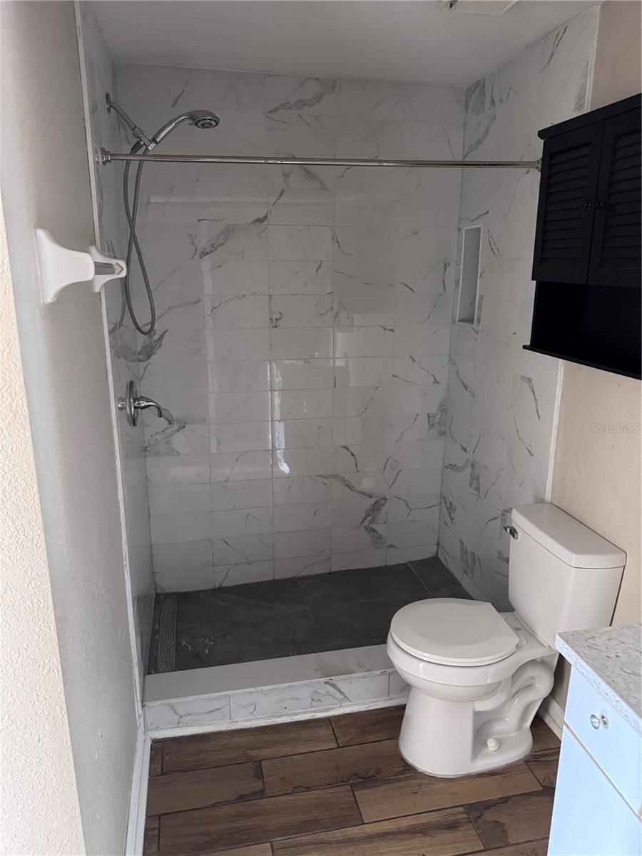 Image 9 of 11 For 5310 26th Street W 505