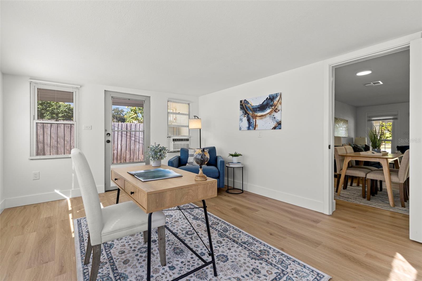 Image 14 of 24 For 10410 114th Avenue