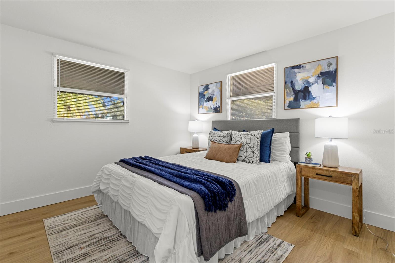 Image 16 of 24 For 10410 114th Avenue