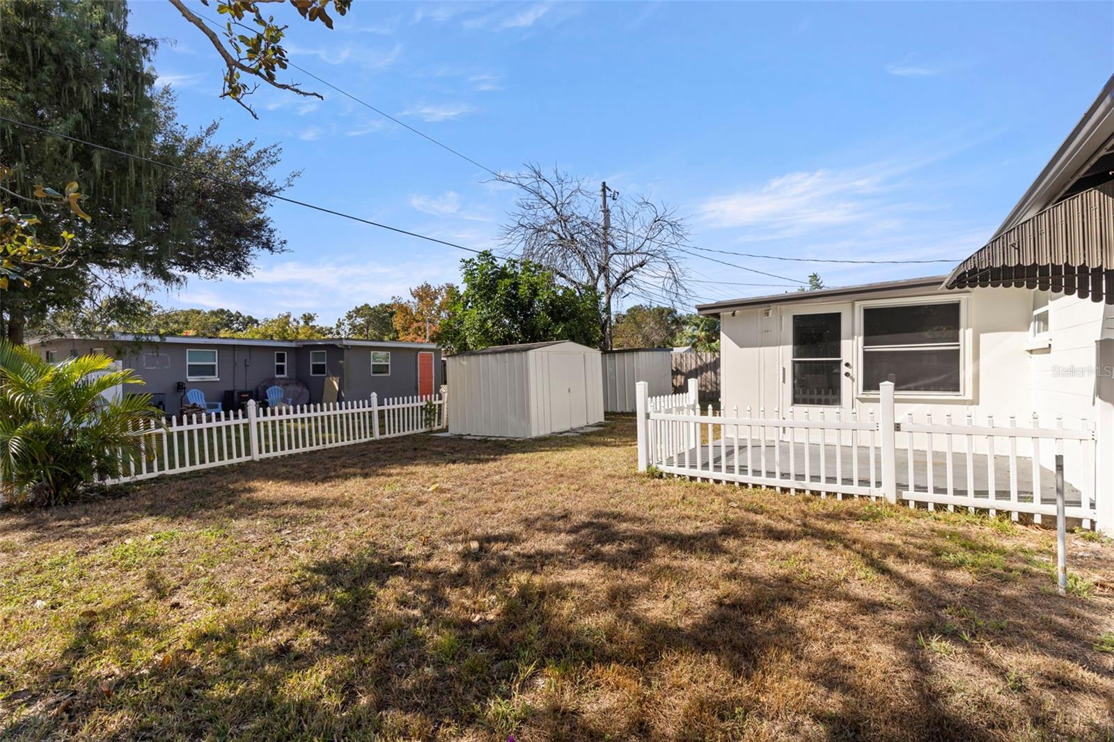 Image 22 of 24 For 10410 114th Avenue