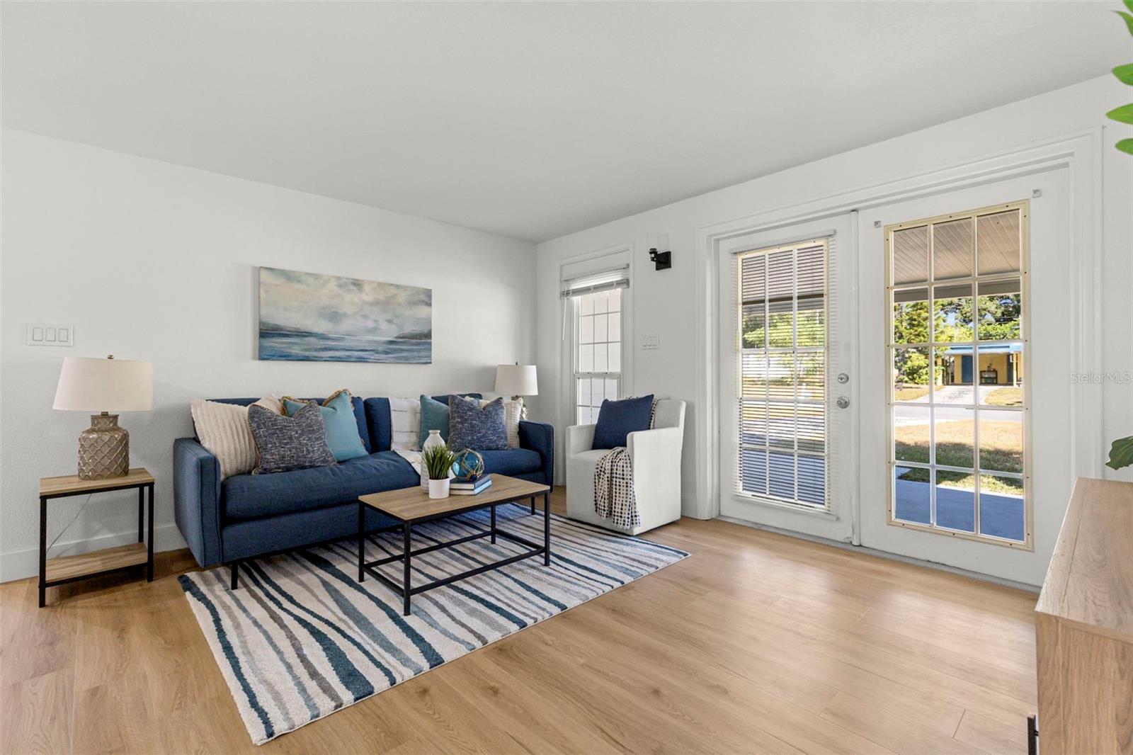 Image 6 of 24 For 10410 114th Avenue