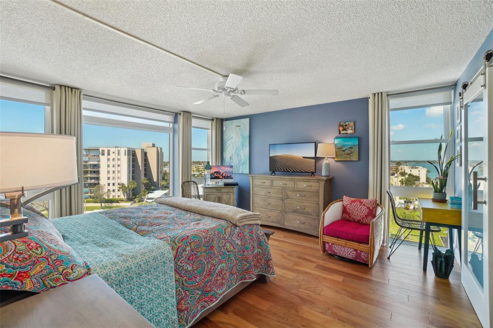 Image 19 of 53 For 7400 Sun Island Drive S 712