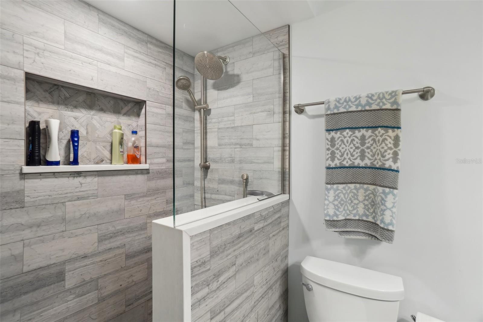 Image 22 of 53 For 7400 Sun Island Drive S 712