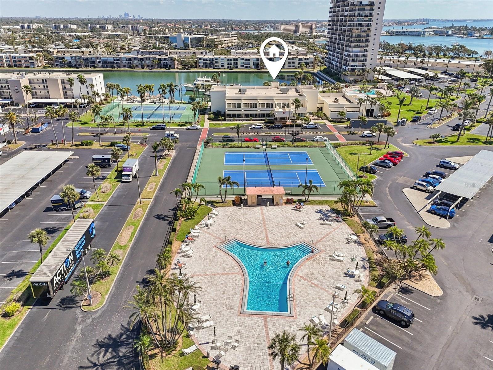 Image 44 of 53 For 7400 Sun Island Drive S 712