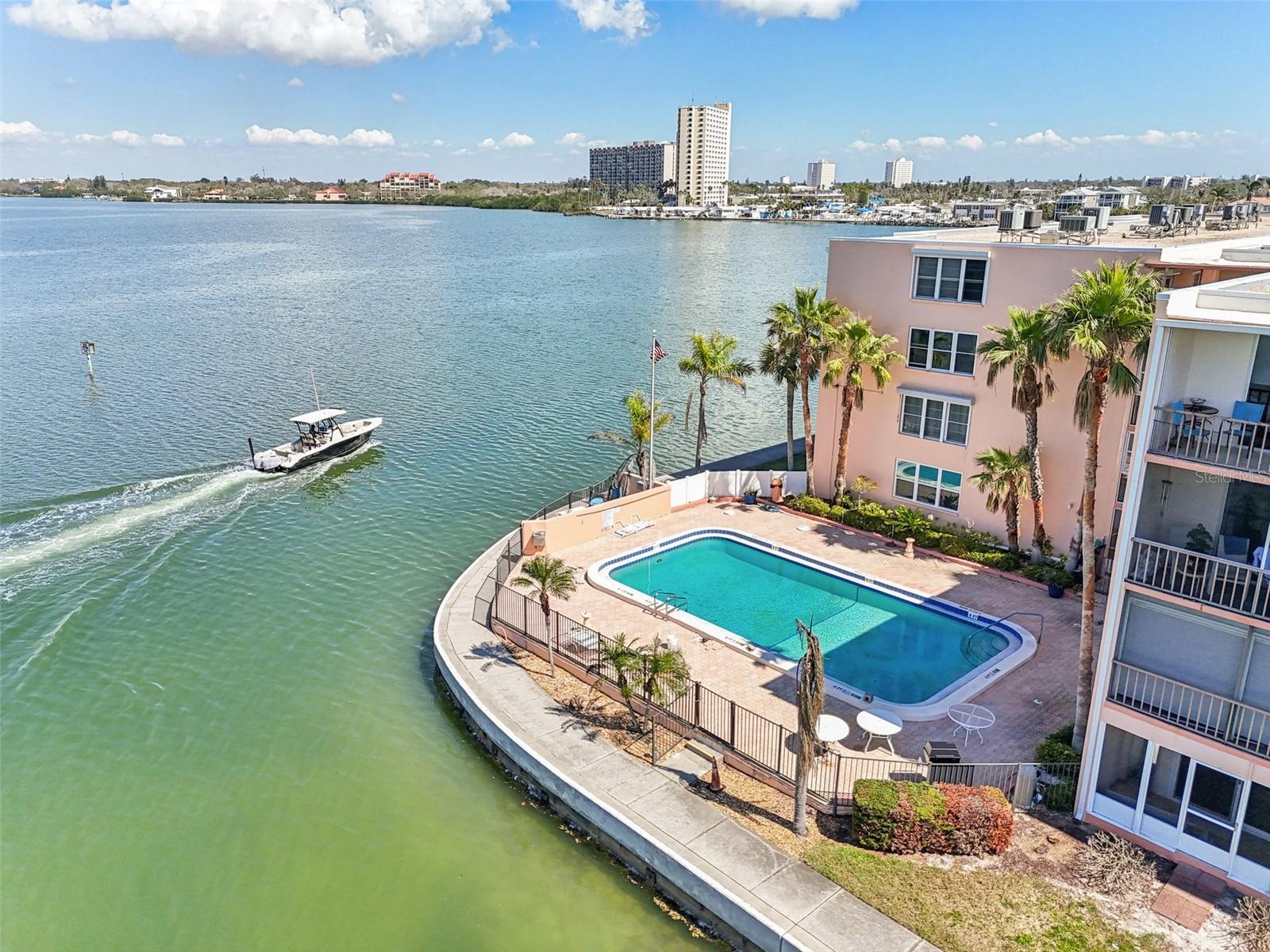 Image 48 of 53 For 7400 Sun Island Drive S 712