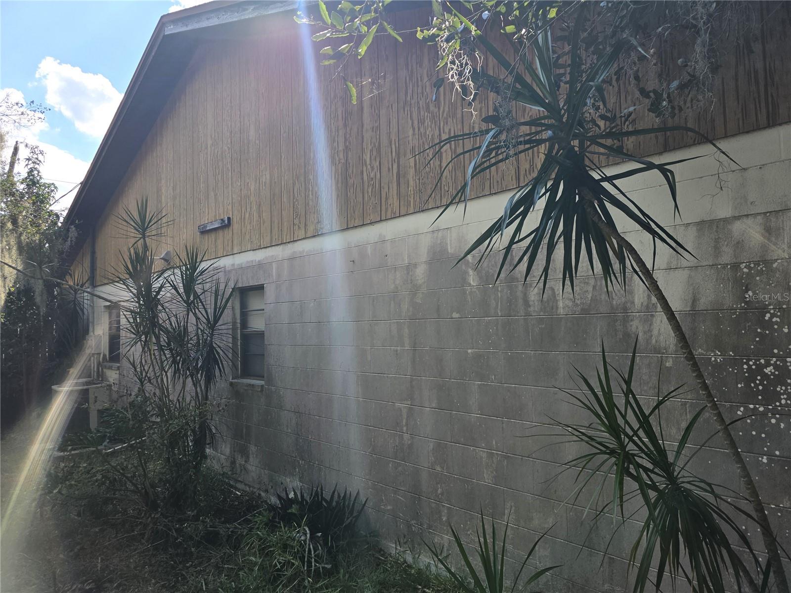 Image 13 of 15 For 1061 Old South Drive