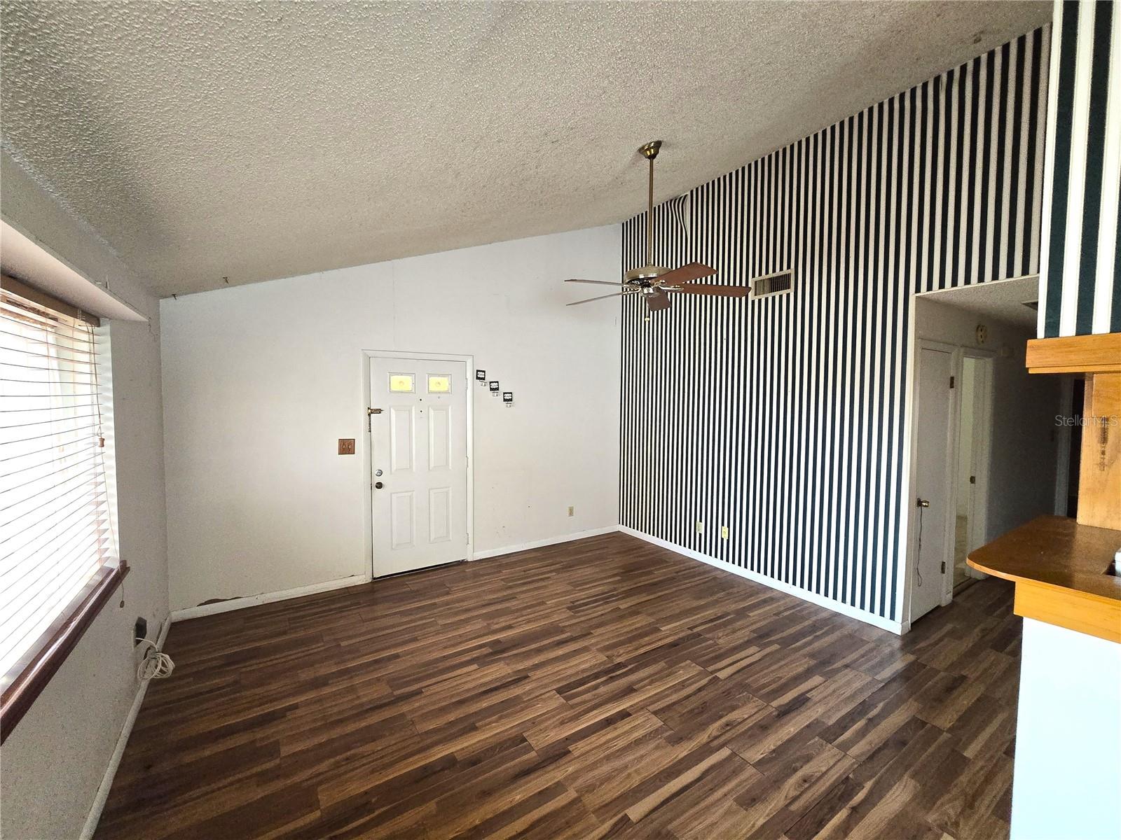 Image 2 of 15 For 1061 Old South Drive