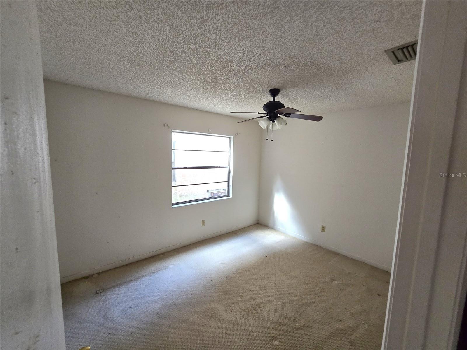 Image 5 of 15 For 1061 Old South Drive