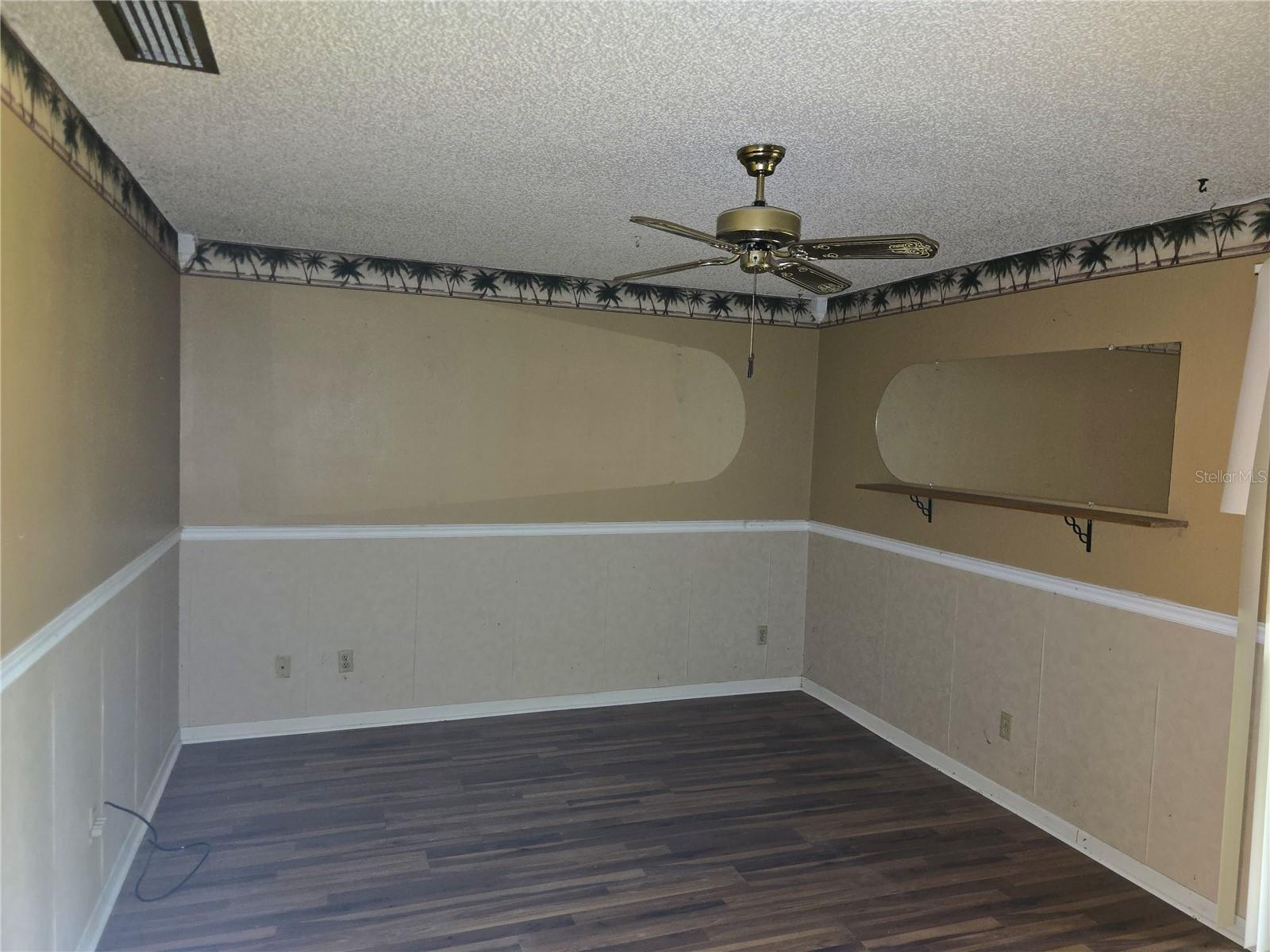 Image 7 of 15 For 1061 Old South Drive