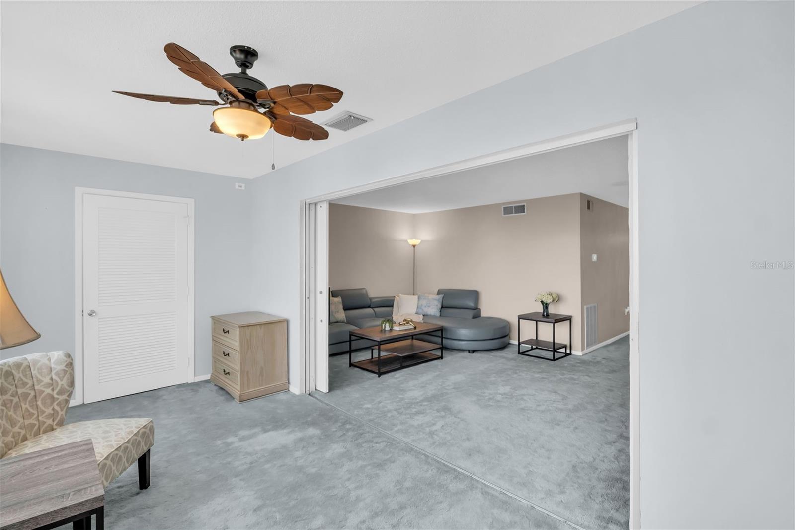 Image 11 of 36 For 5575 Gulf Boulevard 421