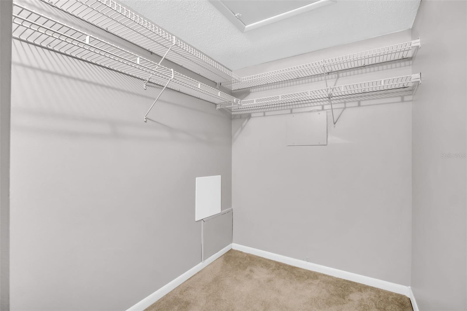 Image 22 of 36 For 5575 Gulf Boulevard 421