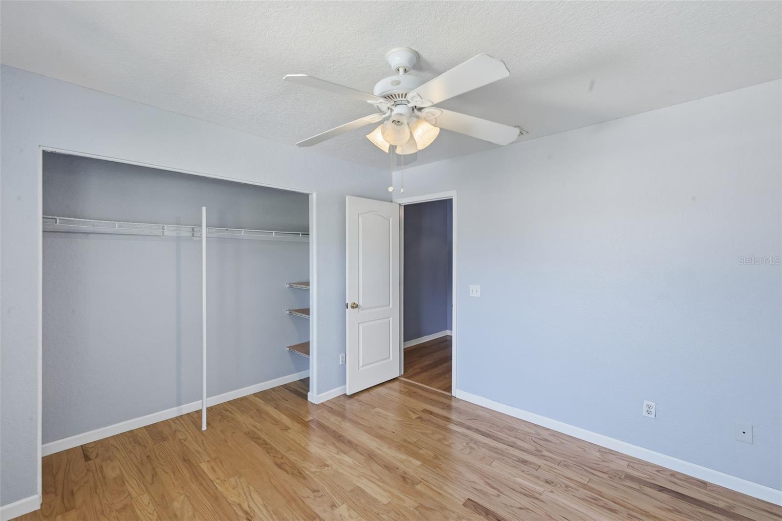 Image 22 of 42 For 21425 Clubside Loop