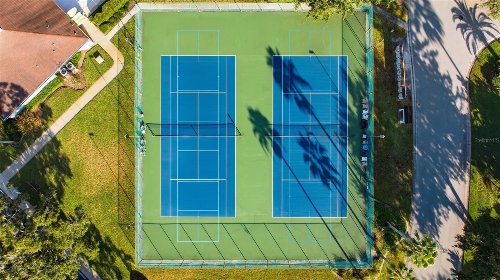 Image 36 of 42 For 21425 Clubside Loop