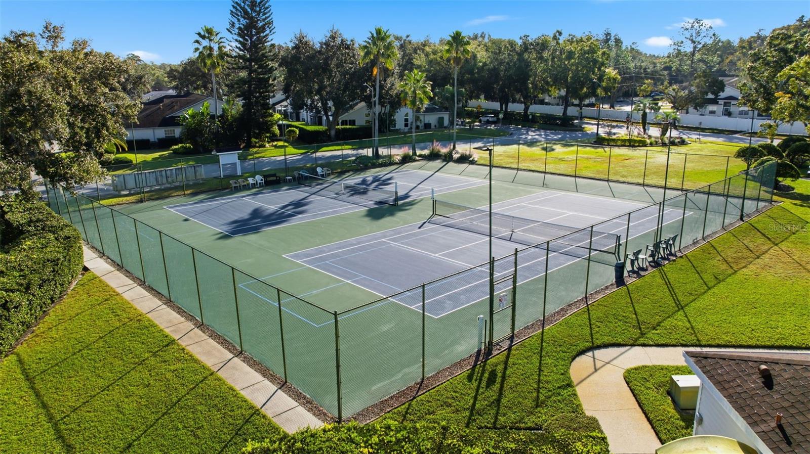 Image 41 of 42 For 21425 Clubside Loop