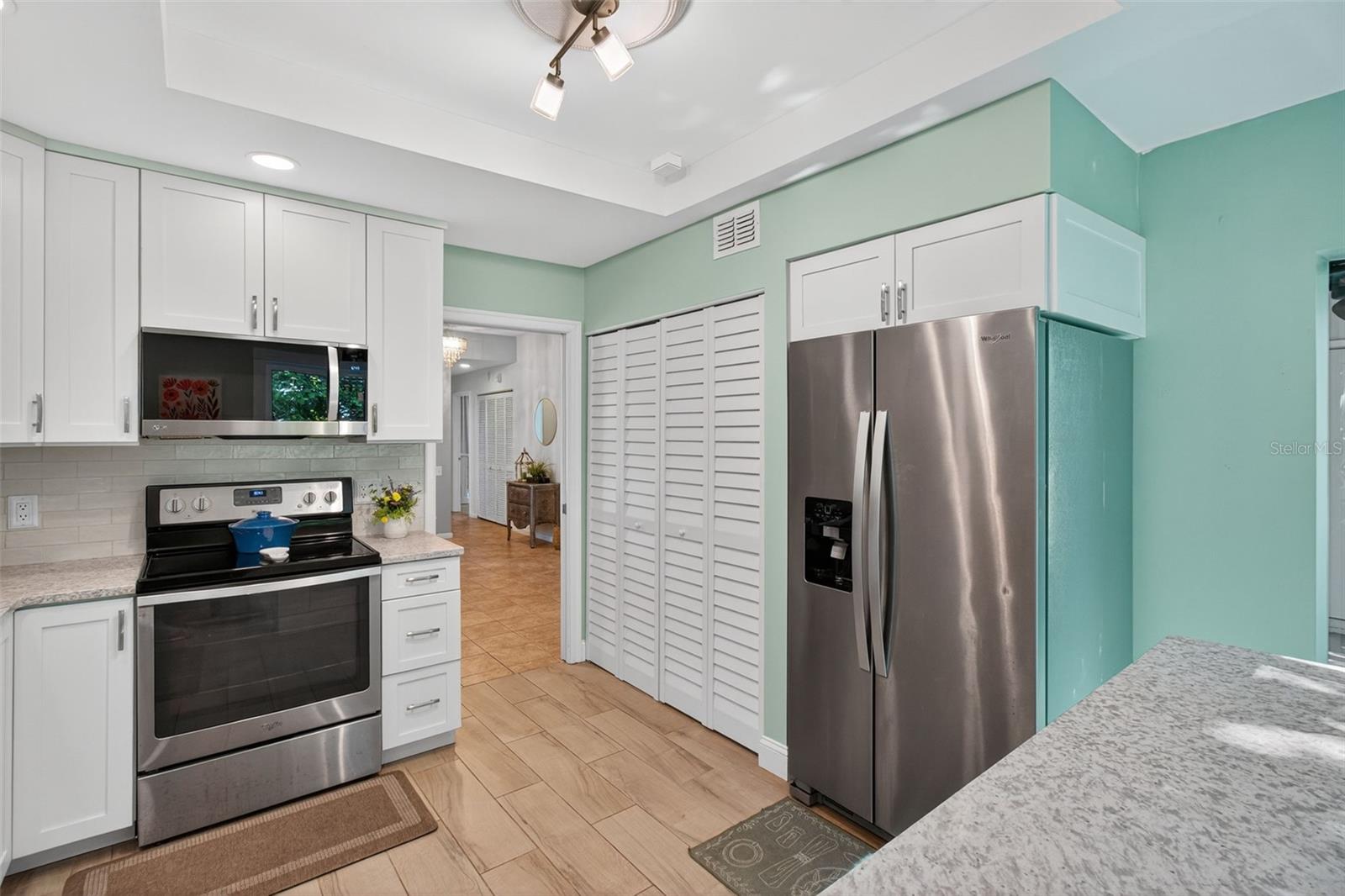 Image 11 of 48 For 1858 Lake Cypress Drive