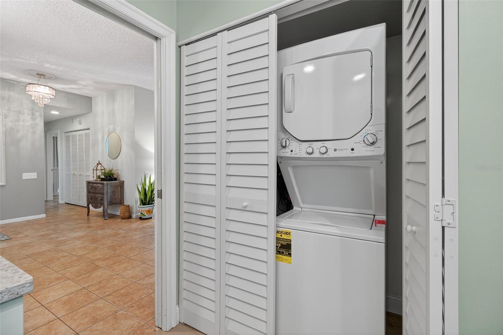 Image 12 of 48 For 1858 Lake Cypress Drive