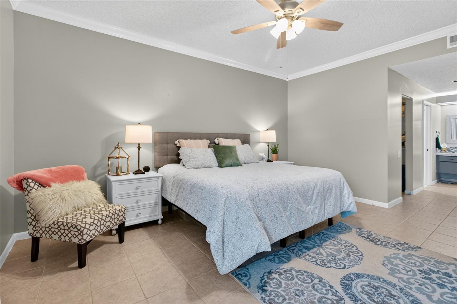 Image 13 of 48 For 1858 Lake Cypress Drive