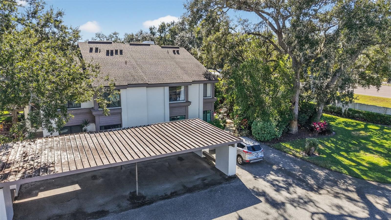 Image 36 of 48 For 1858 Lake Cypress Drive