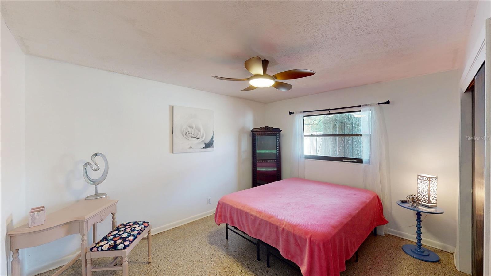 Image 22 of 26 For 502 Beverly Avenue