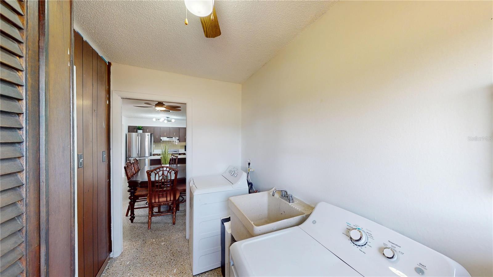 Image 23 of 26 For 502 Beverly Avenue