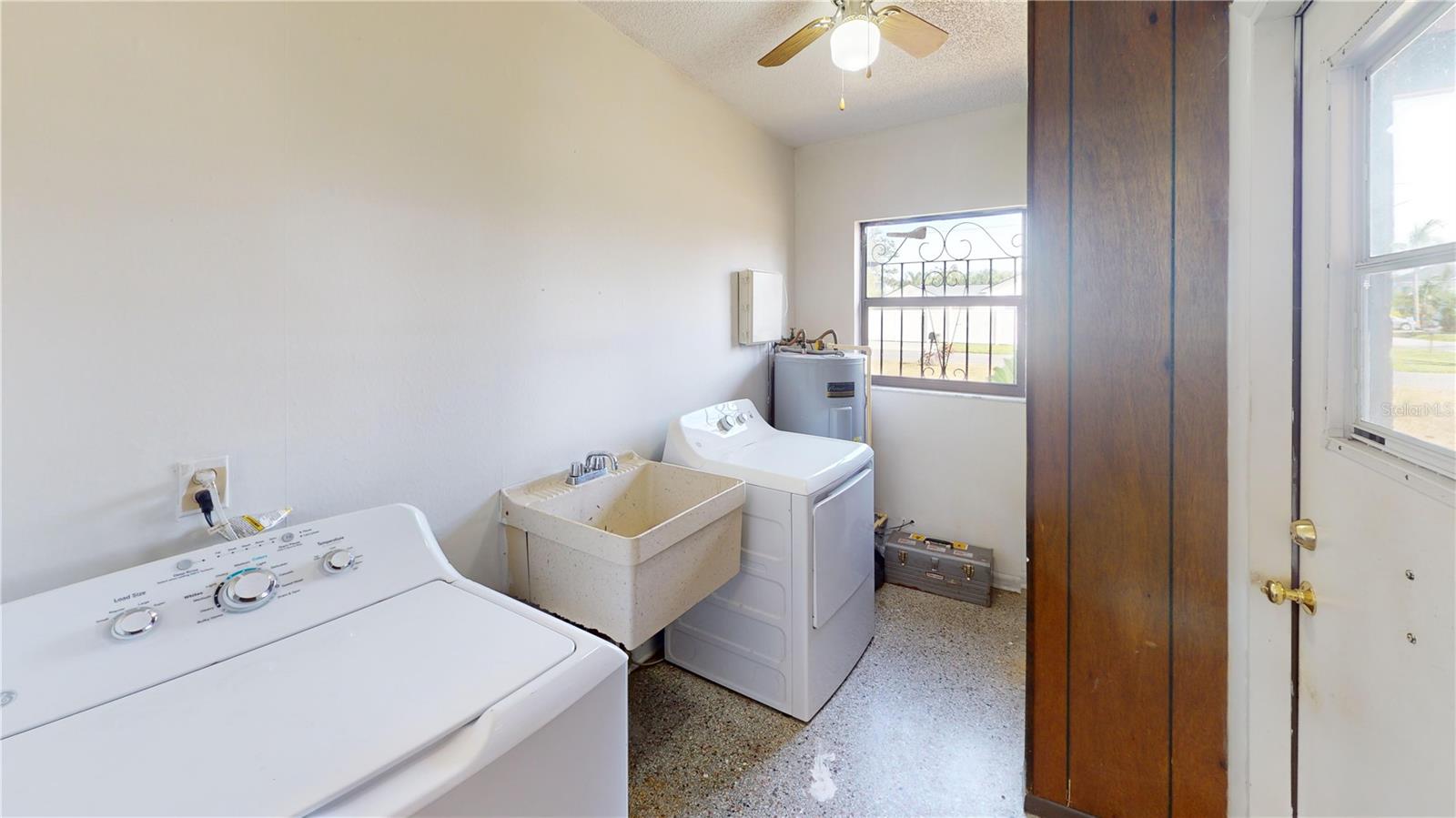 Image 24 of 26 For 502 Beverly Avenue