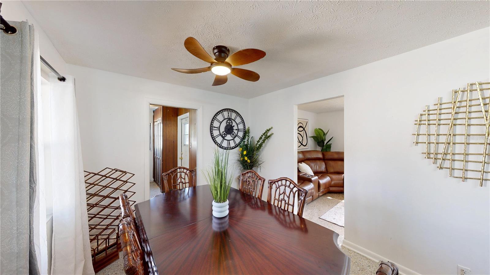 Image 7 of 26 For 502 Beverly Avenue