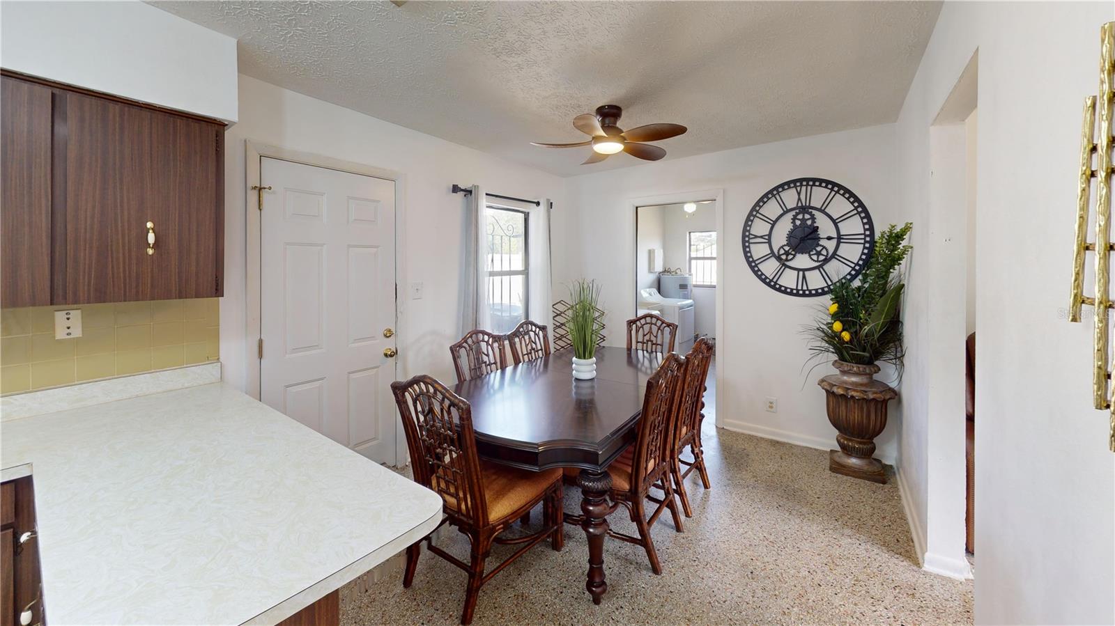 Image 9 of 26 For 502 Beverly Avenue